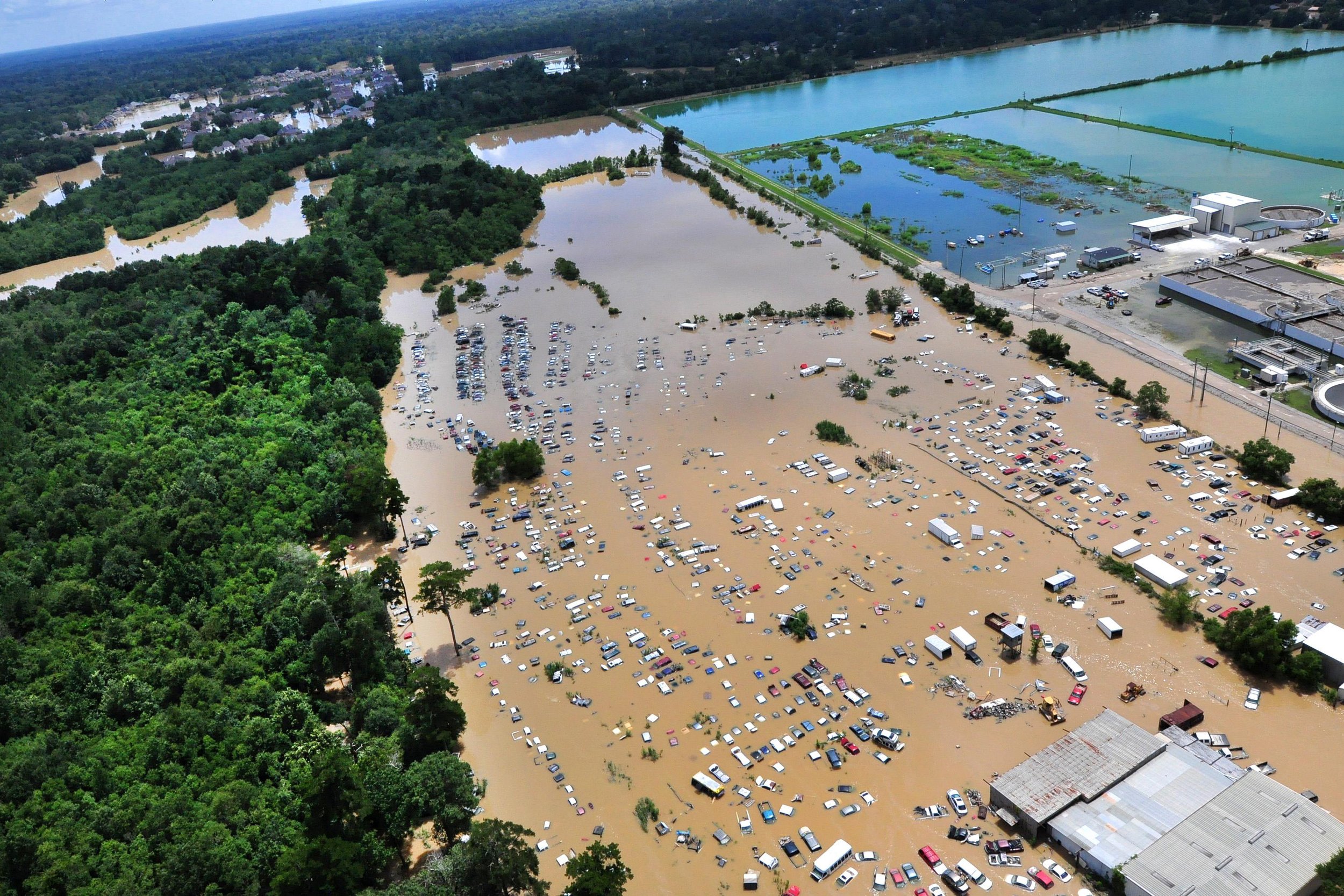 Deadly Flash Floods Devastate Various Regions of US: Rivers Surge to Record High, Children Among Victims